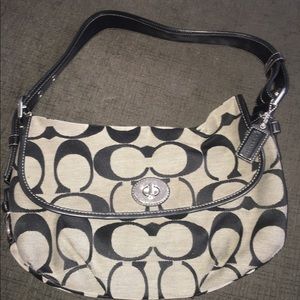 Authentic Signature Timeless Coach Purse